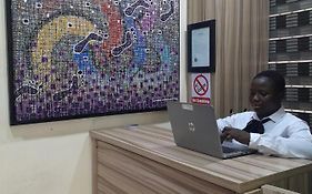 Mitos Luxury Suites -Somosu