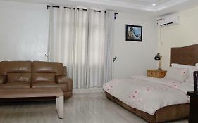 Mitos Luxury Suites -Somosu